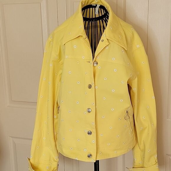YELLOW Denim Jacket with White Embroidery Size Medium - Picture 12 of 12